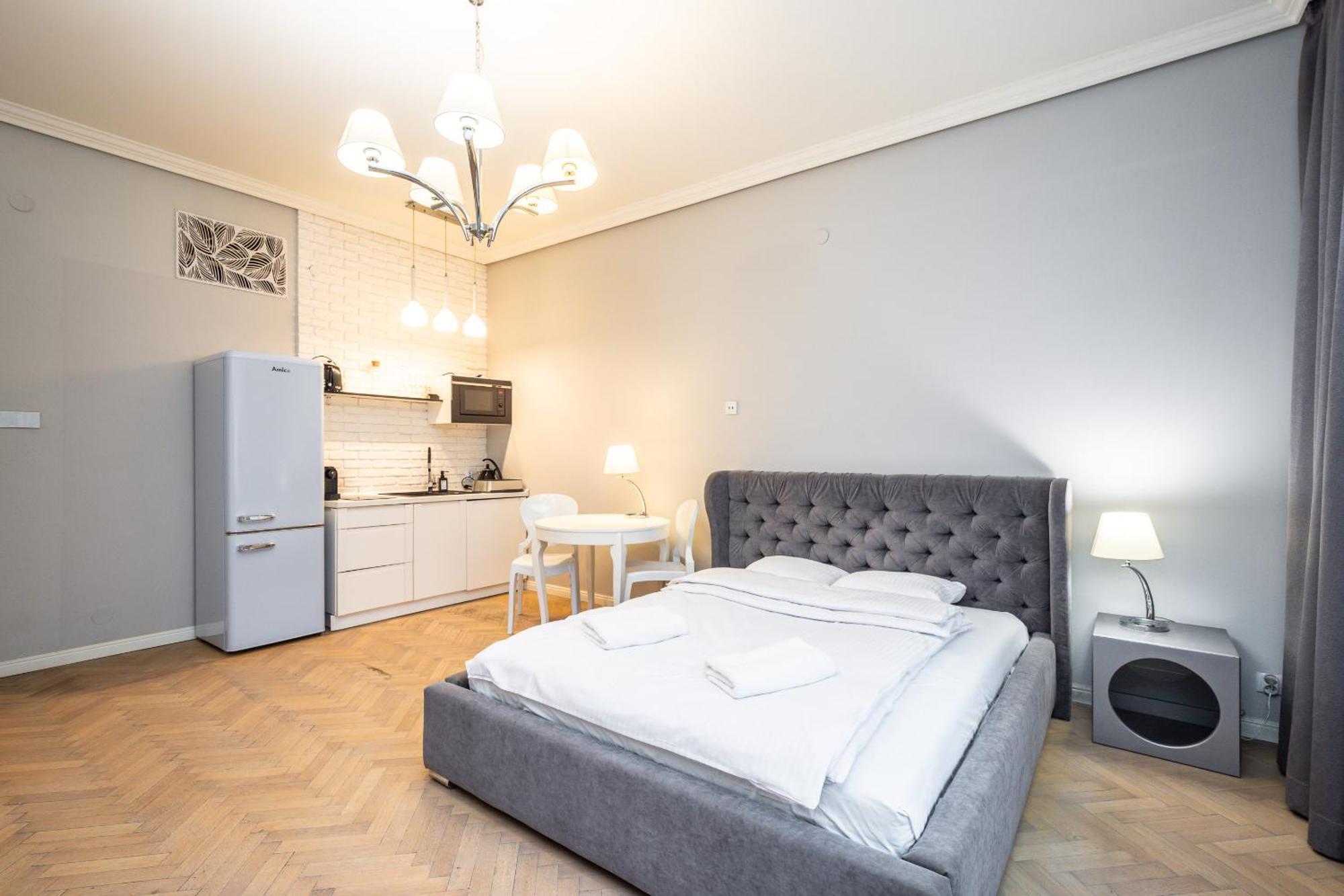 Rentplanet - Studio Krasinskiego Krakow Luaran gambar