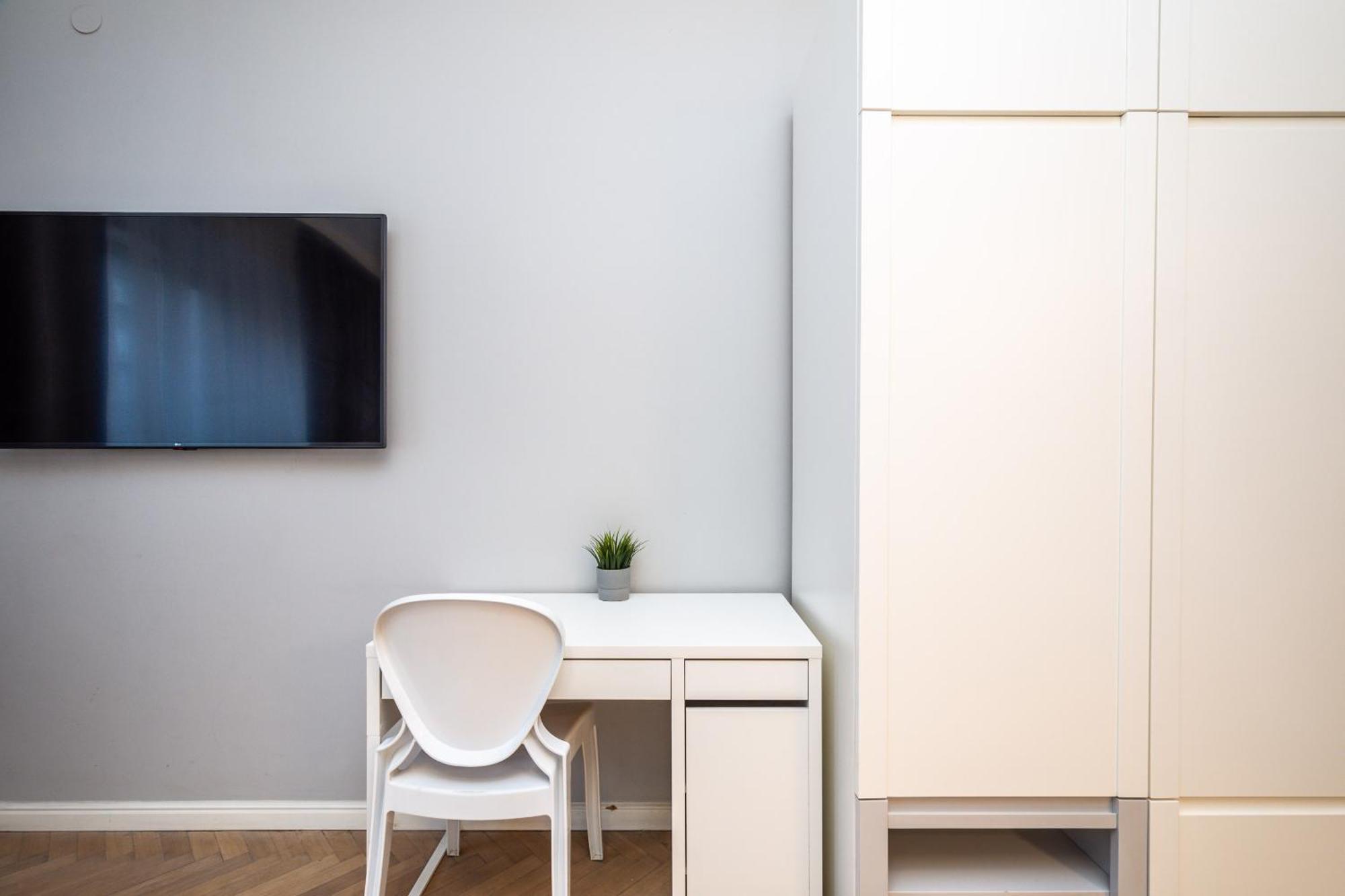 Rentplanet - Studio Krasinskiego Krakow Luaran gambar